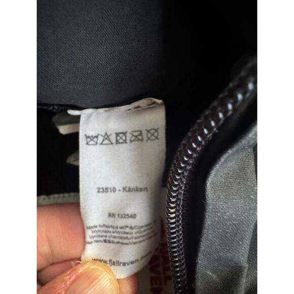 Fjällräven Kånken Classic Backpack Black with Red Handles & Straps – 14” x 10” - Picture 5 of 6
